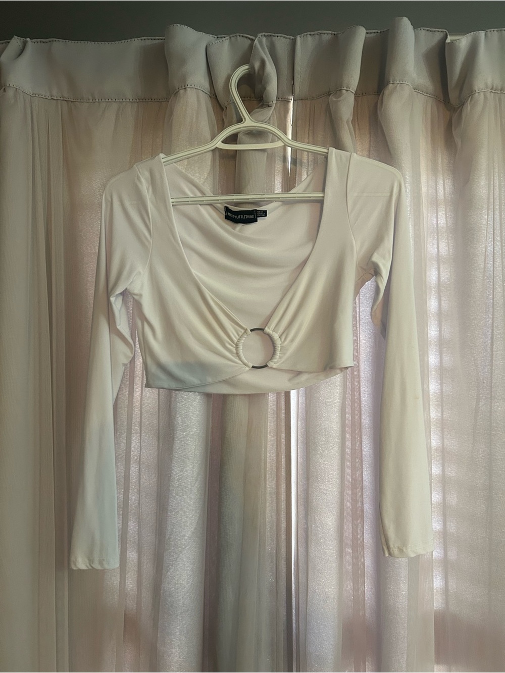 Pretty little thing crop top
